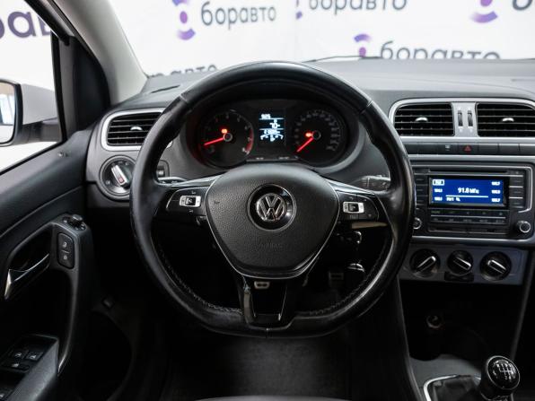 Volkswagen Polo V Рестайлинг с пробегом 2016 года, цена 800 000 рублей, 213096 км, седан, Автокод Объявления