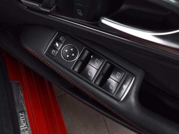 Mercedes-Benz CLA I (C117 X117) с пробегом 2015 года, цена 1 514 995 рублей, 55689 км, седан, Автокод Объявления