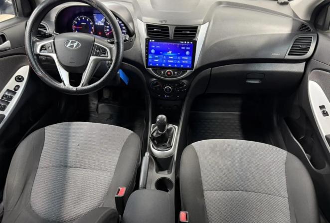 Hyundai Solaris I с пробегом 2011 года, цена 735 000 рублей, 181253 км, седан, Автокод Объявления