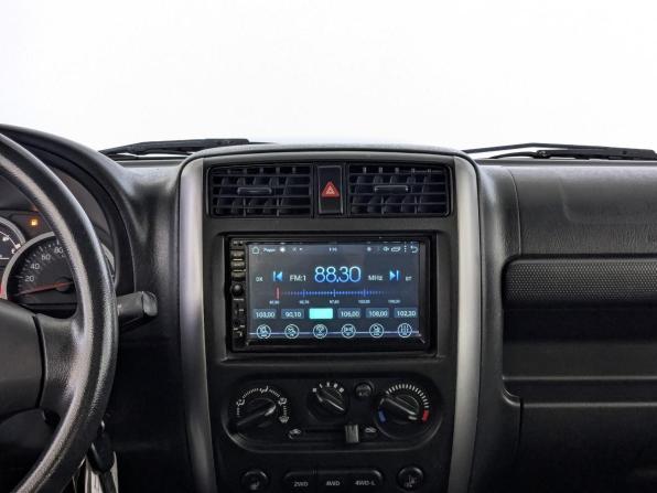 Suzuki Jimny III Рестайлинг 2 с пробегом 2018 года, цена 1 700 000 рублей, 102517 км, внедорожник, Автокод Объявления