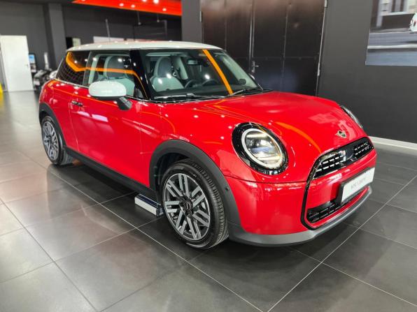 Mini Hatch IV (F65/F66/J01) с пробегом 2024 года, цена 4 790 000 рублей, 5626 км, хэтчбек, Автокод Объявления