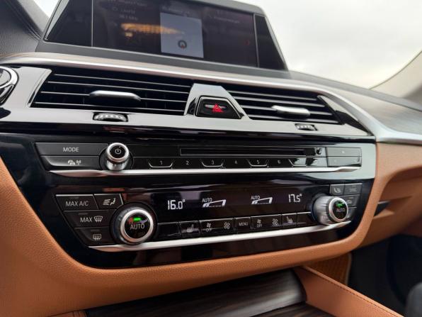 BMW 5 серии VII (G30/G31/G38) с пробегом 2019 года, цена 2 755 000 рублей, 207115 км, седан, Автокод Объявления