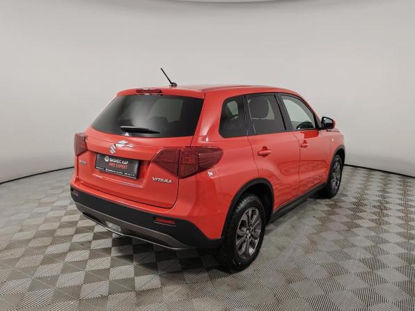 Suzuki Vitara II Рестайлинг с пробегом 2019 года, цена 1 775 000 рублей, 66089 км, внедорожник, Автокод Объявления