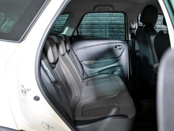 Renault Kaptur I с пробегом 2017 года, цена 1 470 000 рублей, 190709 км, внедорожник, Автокод Объявления