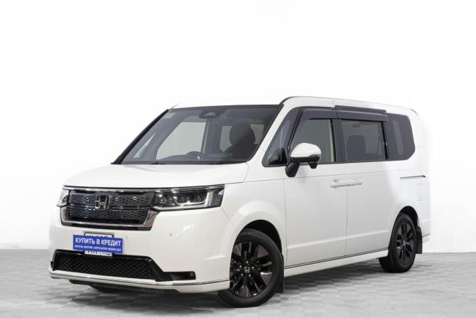 Honda Stepwgn VI с пробегом 2022 года, цена 3 049 000 рублей, 17000 км, минивэн, Автокод Объявления