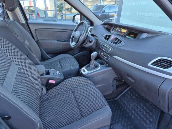 Renault Scenic III с пробегом 2011 года, цена 669 000 рублей, 185462 км, минивэн, Автокод Объявления