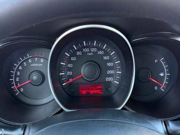 Kia Rio III Рестайлинг с пробегом 2016 года, цена 920 000 рублей, 97504 км, седан, Автокод Объявления