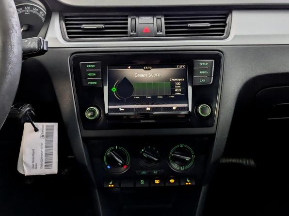 Skoda Rapid I Рестайлинг с пробегом 2019 года, цена 755 000 рублей, 283886 км, лифтбек, Автокод Объявления