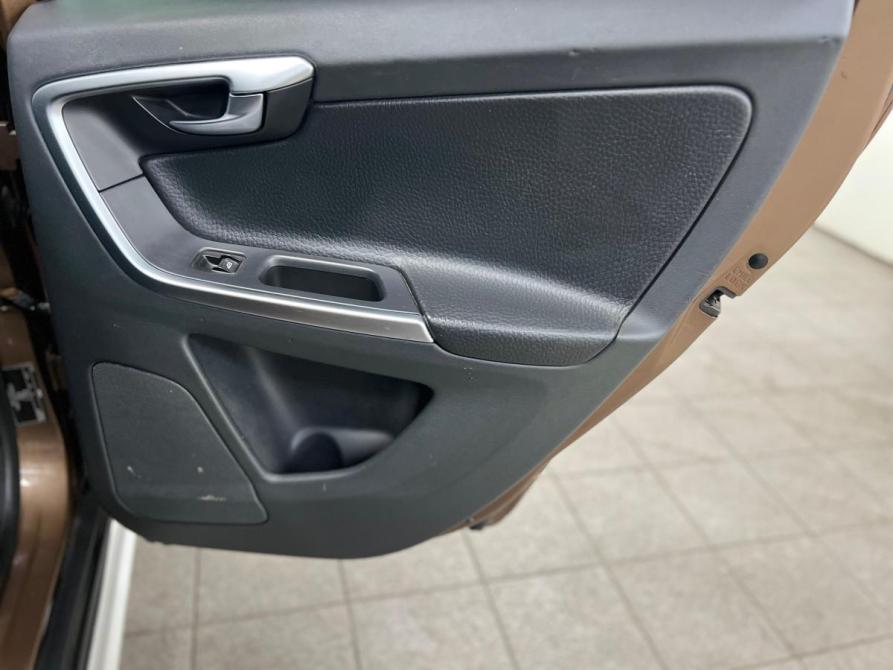 Volvo XC60 I Санкт-Петербург  - изображение 20