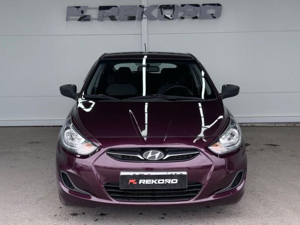 Hyundai Solaris I с пробегом 2014 года, цена 899 000 рублей, 141000 км, хэтчбек, Автокод Объявления