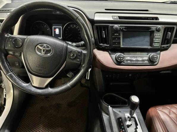 Toyota RAV4 IV (XA40) Рестайлинг с пробегом 2016 года, цена 1 577 000 рублей, 252000 км, внедорожник, Автокод Объявления