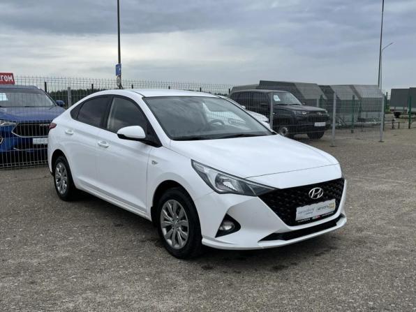 Hyundai Solaris II Рестайлинг с пробегом 2022 года, цена 1 622 183 рубля, 80115 км, седан, Автокод Объявления