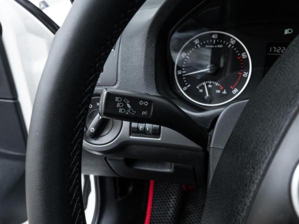Skoda Octavia II (A5) Рестайлинг с пробегом 2011 года, цена 999 000 рублей, 221375 км, лифтбек, Автокод Объявления