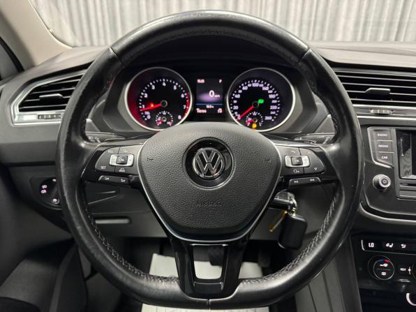 Volkswagen Tiguan II с пробегом 2017 года, цена 2 050 000 рублей, 143194 км, внедорожник, Автокод Объявления