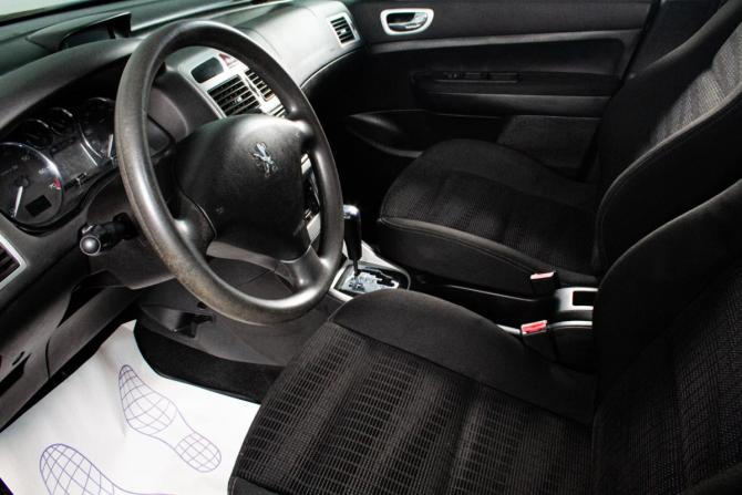 Peugeot 307 I Рестайлинг с пробегом 2007 года, цена 429 000 рублей, 235000 км, хэтчбек, Автокод Объявления