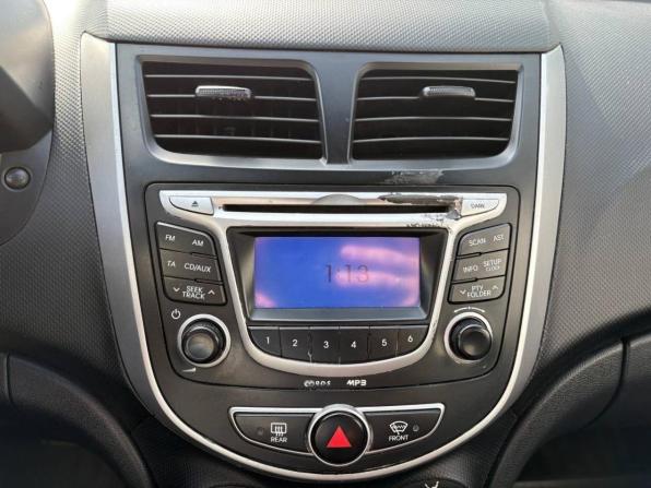 Hyundai Solaris I Рестайлинг с пробегом 2015 года, цена 1 070 000 рублей, 164000 км, хэтчбек, Автокод Объявления