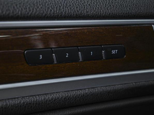 Volkswagen Touareg II Рестайлинг с пробегом 2016 года, цена 2 720 000 рублей, 291022 км, внедорожник, Автокод Объявления