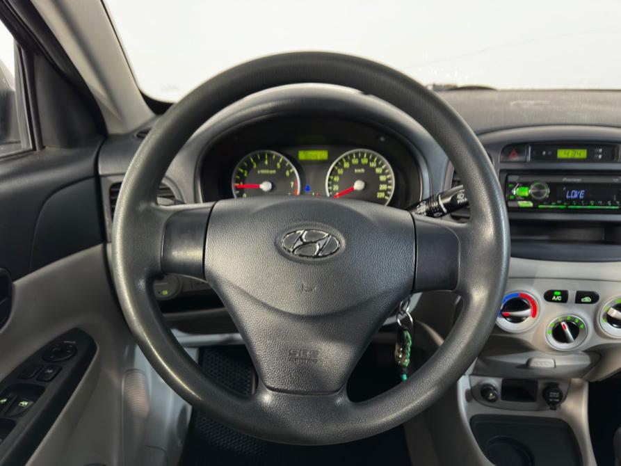 Hyundai Verna II Великий Новгород  - изображение 13