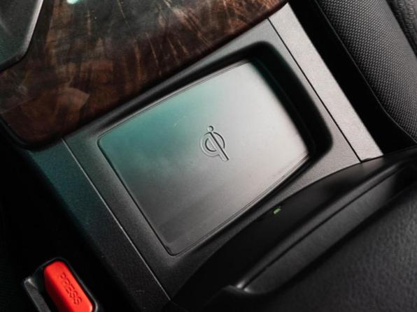 Toyota Camry VII (XV50) Рестайлинг с пробегом 2015 года, цена 1 799 000 рублей, 176234 км, седан, Автокод Объявления
