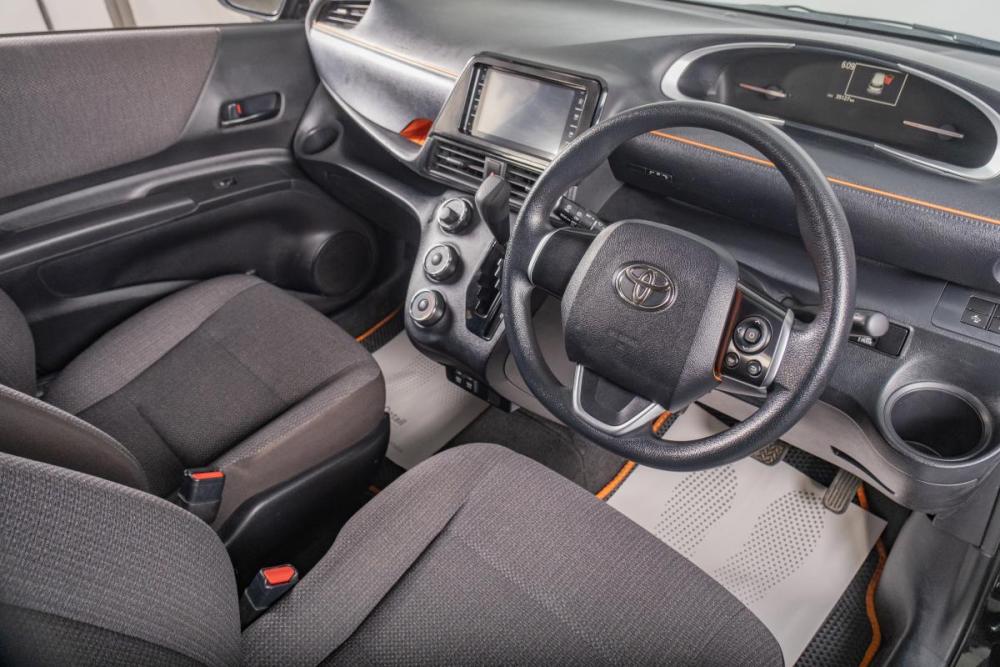 Toyota Sienta II Рестайлинг Томск  - изображение 8