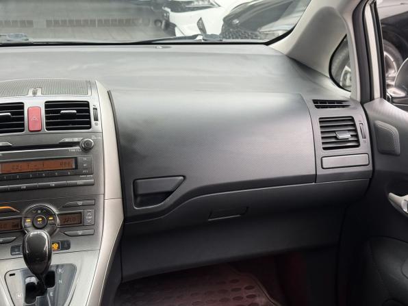 Toyota Auris I с пробегом 2007 года, цена 480 000 рублей, 213009 км, хэтчбек, Автокод Объявления
