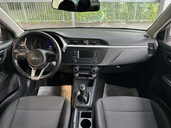 Kia Rio IV Рестайлинг с пробегом 2021 года, цена 1 300 000 рублей, 92371 км, седан, Автокод Объявления