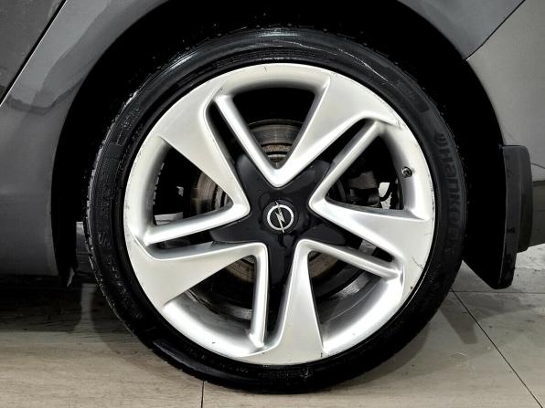 Opel Insignia I Рестайлинг с пробегом 2014 года, цена 1 590 000 рублей, 95146 км, хэтчбек, Автокод Объявления