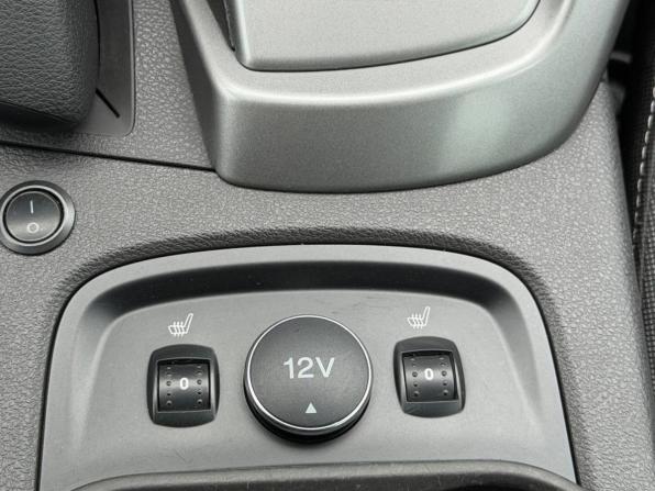 Ford Focus III с пробегом 2015 года, цена 887 000 рублей, 172906 км, хэтчбек, Автокод Объявления
