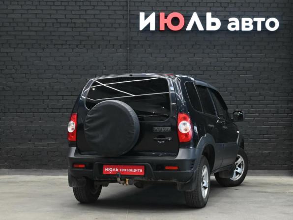 Chevrolet Niva I Рестайлинг с пробегом 2019 года, цена 580 000 рублей, 332590 км, внедорожник, Автокод Объявления