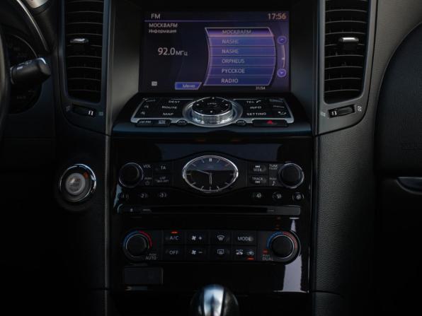 Infiniti QX70 с пробегом 2016 года, цена 2 209 000 рублей, 106000 км, внедорожник, Автокод Объявления