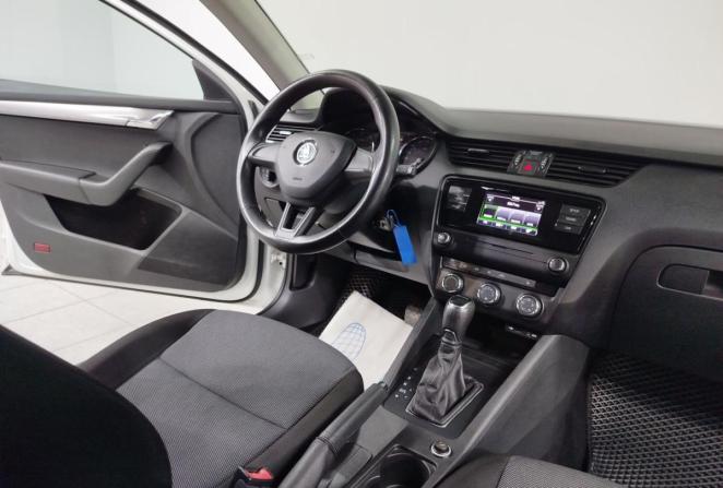 Skoda Octavia III (A7) с пробегом 2016 года, цена 1 290 000 рублей, 170419 км, лифтбек, Автокод Объявления