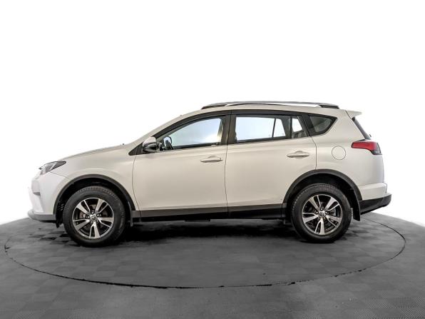 Toyota RAV4 IV (XA40) Рестайлинг с пробегом 2017 года, цена 2 325 000 рублей, 141616 км, внедорожник, Автокод Объявления