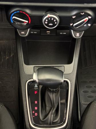 Kia Rio IV Рестайлинг с пробегом 2021 года, цена 1 450 000 рублей, 93435 км, седан, Автокод Объявления
