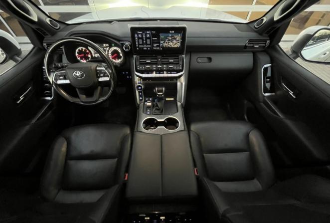 Toyota Land Cruiser 300 Series с пробегом 2021 года, цена 8 800 000 рублей, 121269 км, внедорожник, Автокод Объявления