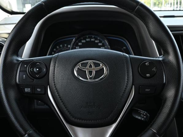 Toyota RAV4 III (XA30) Рестайлинг с пробегом 2013 года, цена 2 279 000 рублей, 82371 км, внедорожник, Автокод Объявления