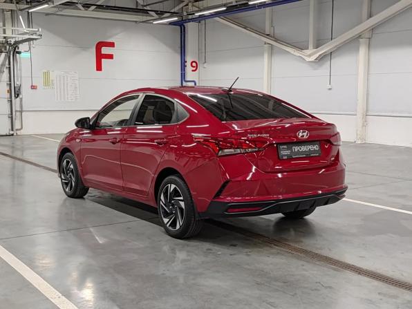 Hyundai Solaris II с пробегом 2017 года, цена 1 199 000 рублей, 140101 км, седан, Автокод Объявления