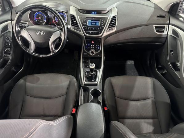 Hyundai Elantra V (MD) Рестайлинг с пробегом 2014 года, цена 1 048 000 рублей, 193315 км, седан, Автокод Объявления