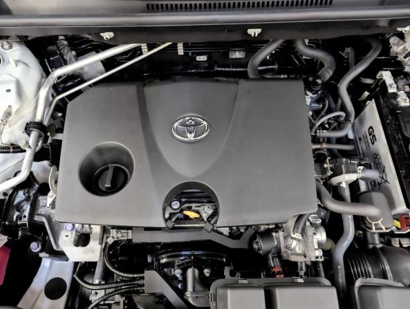 Toyota RAV4 V (XA50) с пробегом 2025 года, цена 3 399 000 рублей, 38652 км, внедорожник, Автокод Объявления