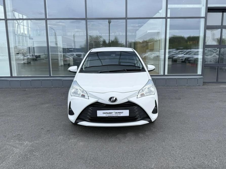 Toyota Vitz III (XP130) Рестайлинг 2 Курган  - изображение 3