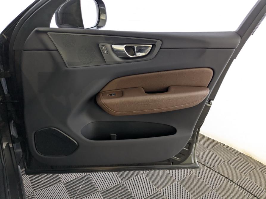 Volvo XC60 II Москва  - изображение 27