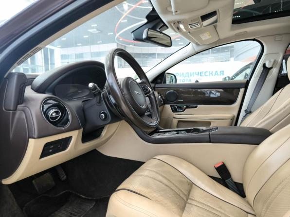 Jaguar XJ IV (X351) Рестайлинг с пробегом 2016 года, цена 2 250 000 рублей, 226313 км, седан, Автокод Объявления
