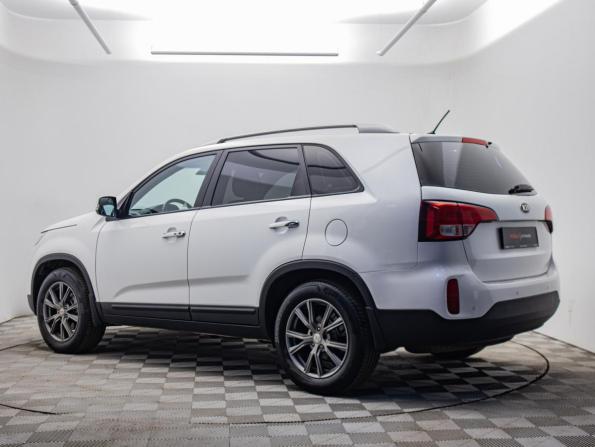 Kia Sorento II Рестайлинг с пробегом 2015 года, цена 1 870 000 рублей, 159890 км, внедорожник, Автокод Объявления