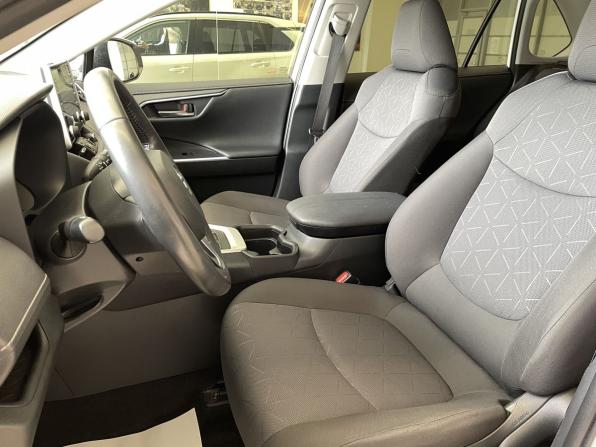 Toyota RAV4 V (XA50) с пробегом 2020 года, цена 3 290 000 рублей, 48720 км, внедорожник, Автокод Объявления