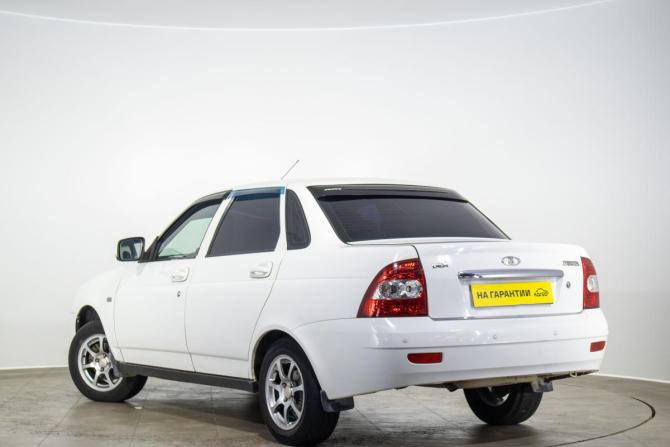Lada (ВАЗ) Priora I с пробегом 2011 года, цена 349 000 рублей, 223353 км, седан, Автокод Объявления