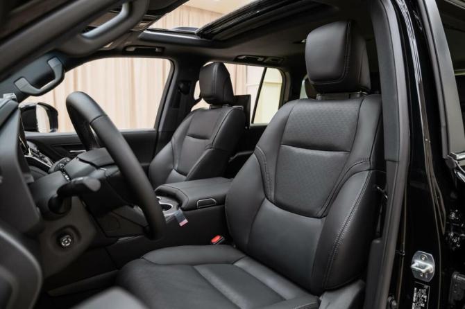Новый Toyota Land Cruiser 300 Series 2026 года, цена 14 975 000 рублей, внедорожник, Автокод Объявления