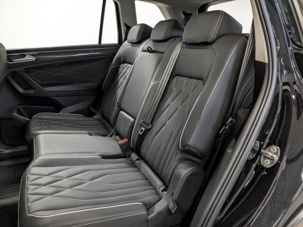 Volkswagen Tiguan II Рестайлинг (China Market) с пробегом 2023 года, цена 4 240 000 рублей, 28088 км, внедорожник, Автокод Объявления