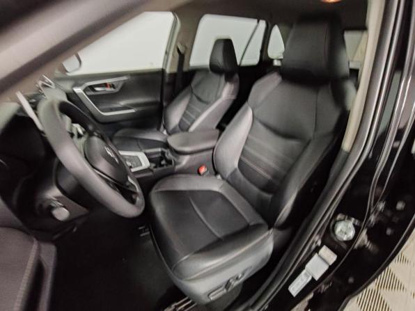 Toyota RAV4 V (XA50) с пробегом 2021 года, цена 2 850 000 рублей, 150725 км, внедорожник, Автокод Объявления
