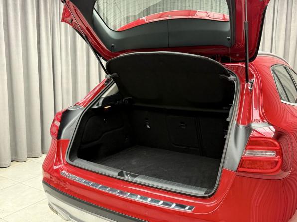 Mercedes-Benz GLA I (X156) с пробегом 2014 года, цена 1 999 000 рублей, 165682 км, внедорожник, Автокод Объявления
