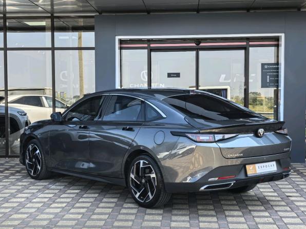 Changan Lamore с пробегом 2024 года, цена 2 300 000 рублей, 42804 км, седан, Автокод Объявления