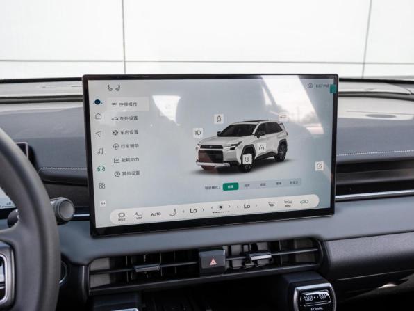 Toyota RAV4 VI (XA60) с пробегом 2025 года, цена 4 095 000 рублей, 63 км, внедорожник, Автокод Объявления